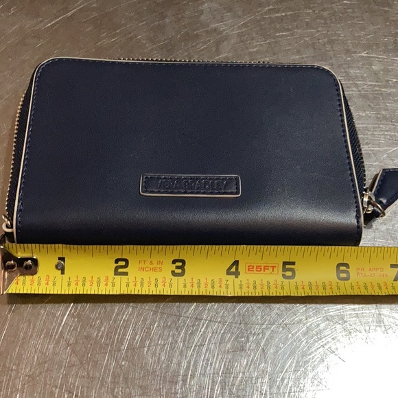 Vera Bradley Wallet - Picture 1 of 5